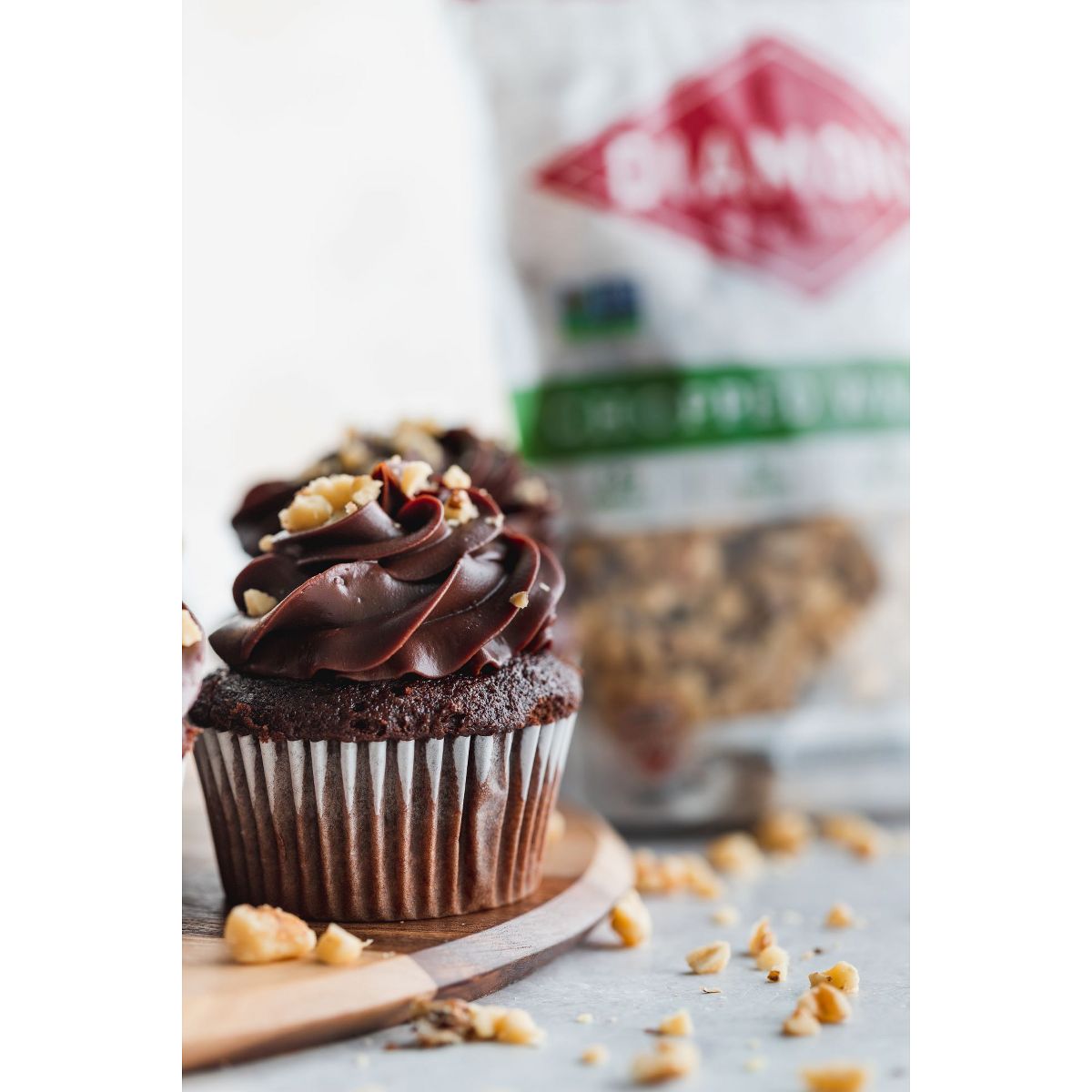 Nueces de California Diamond picadas - 8 oz - Imagen 3