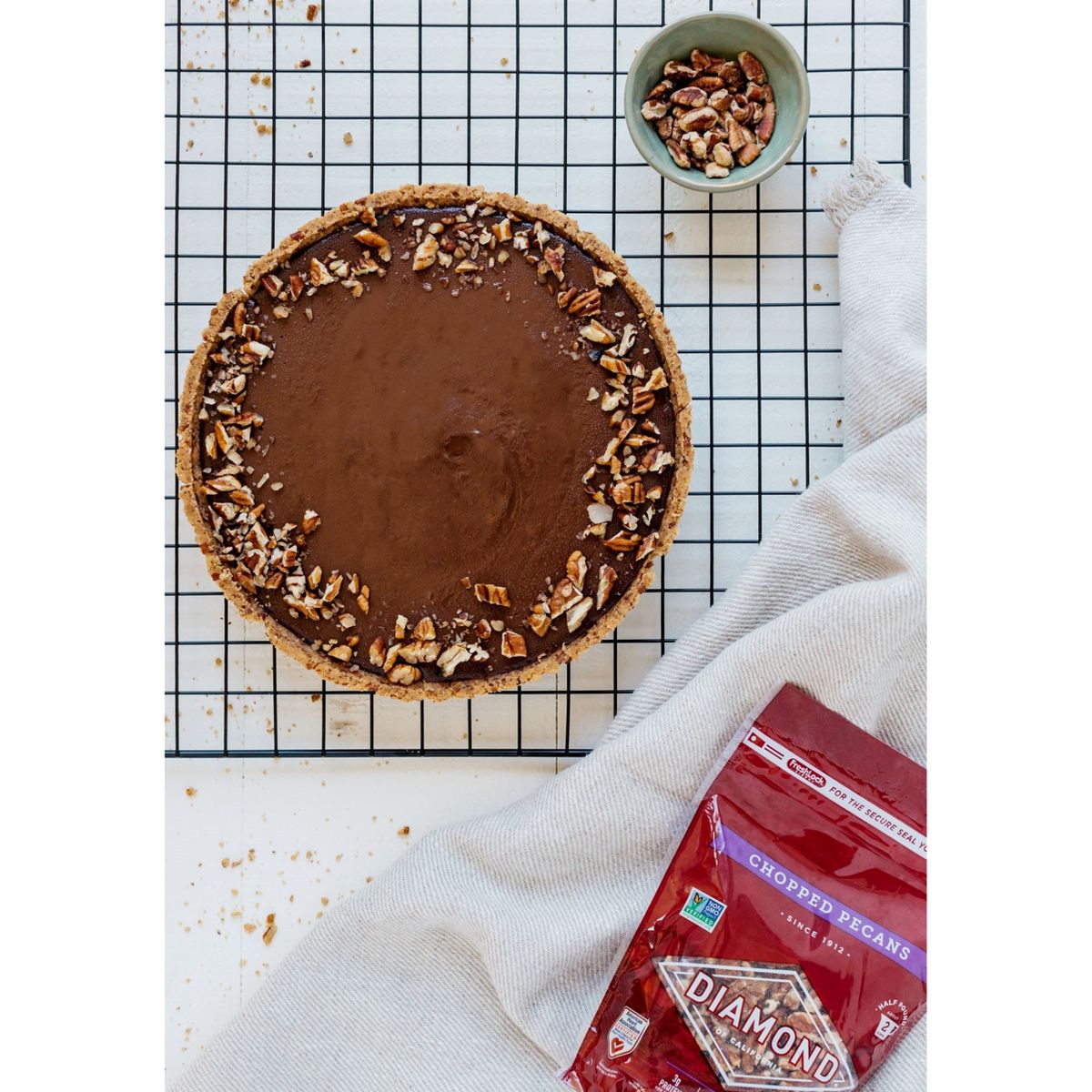 Diamond Chopped Hazelnuts - 2.25 oz - Imagen 5