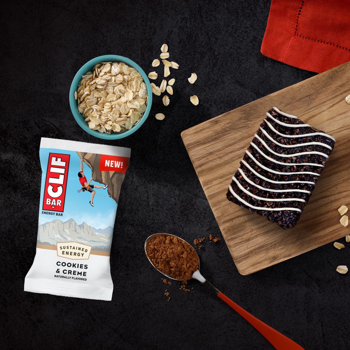 CLIF Bar Cookies & Creme Barritas de Granola a Base de Plantas con Proteína de Soya, Hechas con Avena Orgánica - 11g de Proteína - 12 oz / 5 ct - Imagen 4