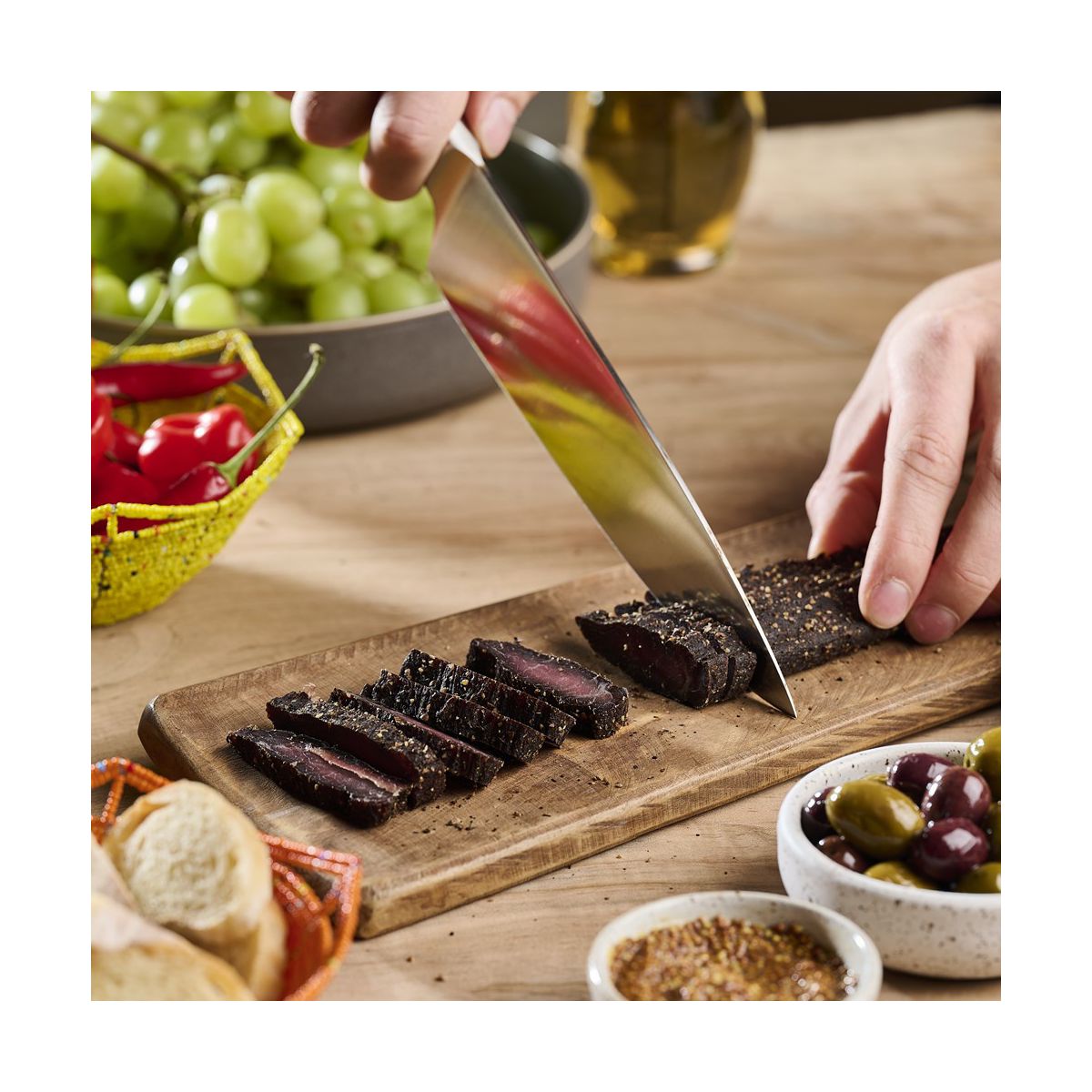 Joburg Meats Biltong Sudafricano Picante Peri Peri, Snacks Altos en Proteína y Keto-Friendly, Certificado Kosher, Bolsas de 2 oz. - Paquete de 4 - Imagen 5